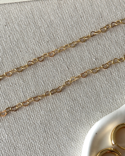 Amour chain necklace