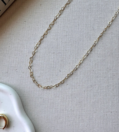 Amour chain necklace