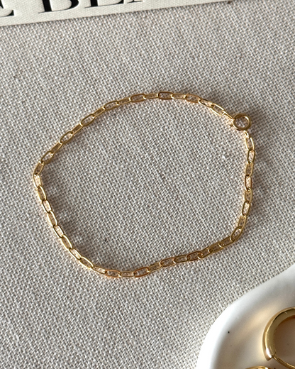 Aurelia mini paperclip chain bracelet